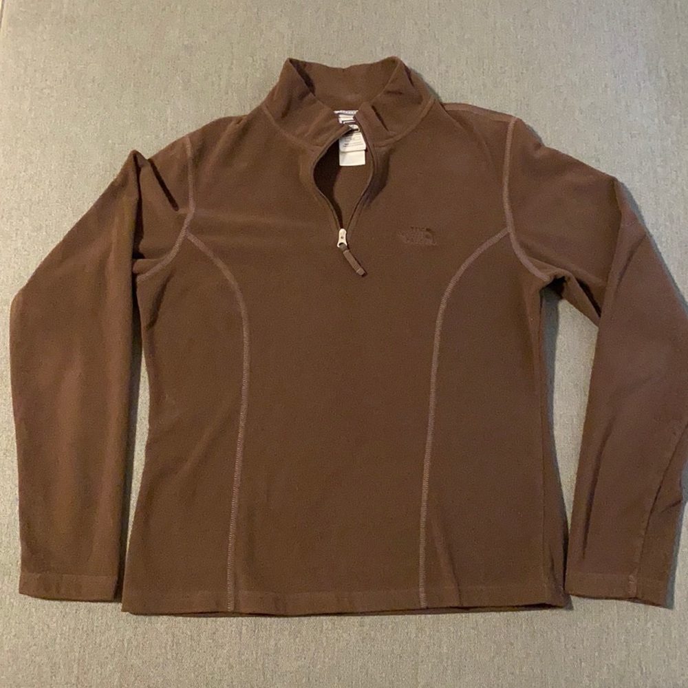 Women’s Northface Pullover